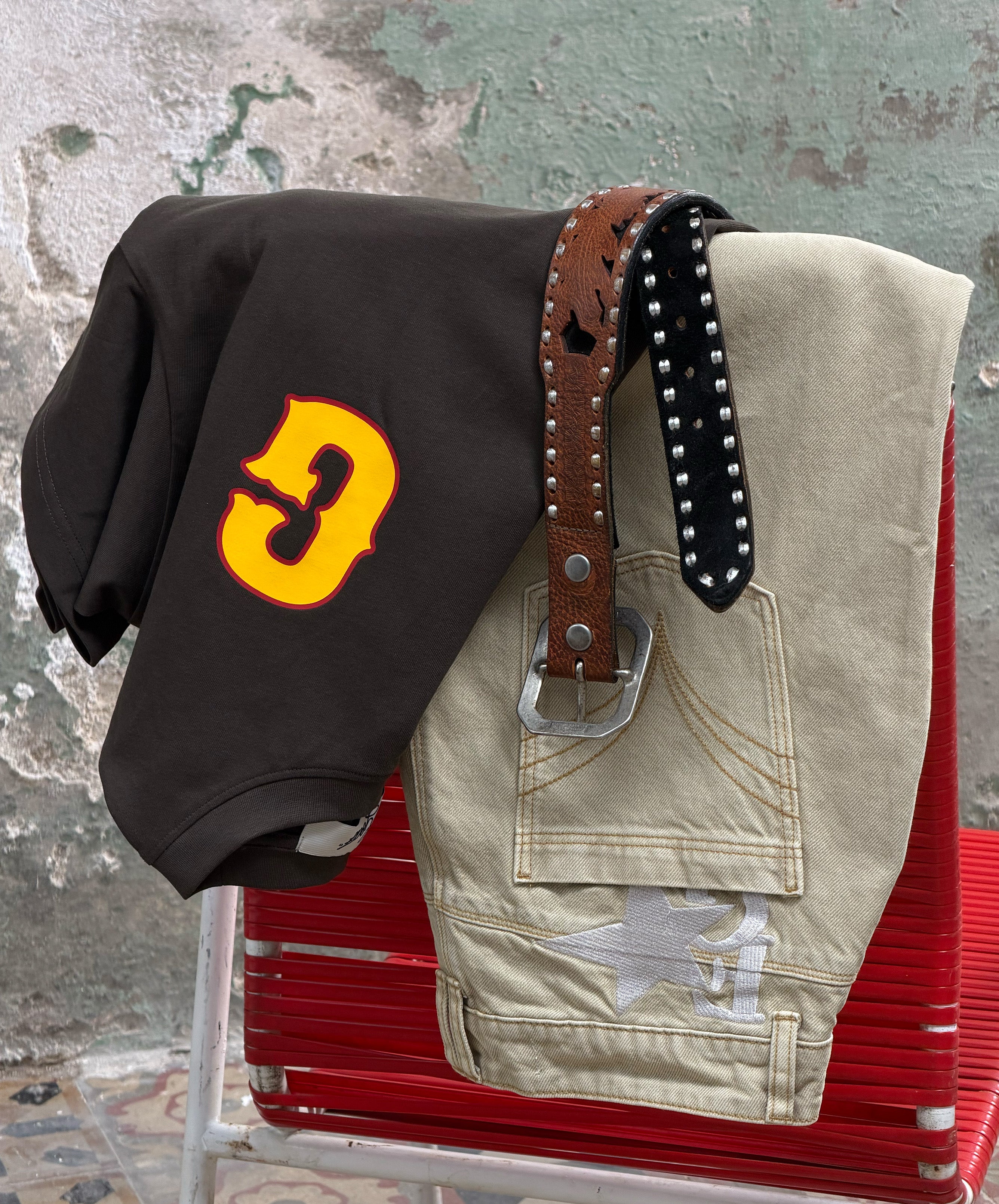 G Tee Brown