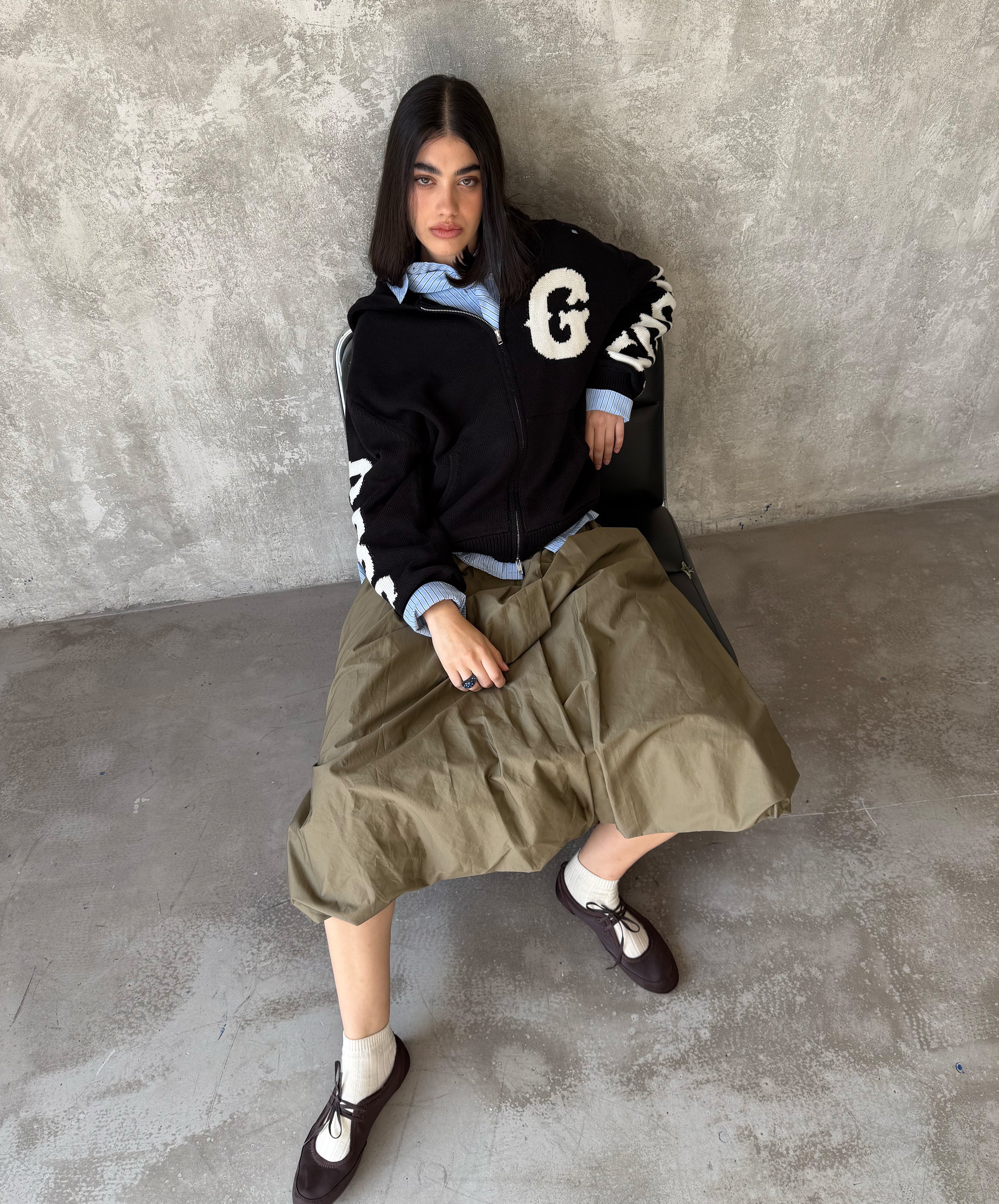 G Knitted Zipper Black