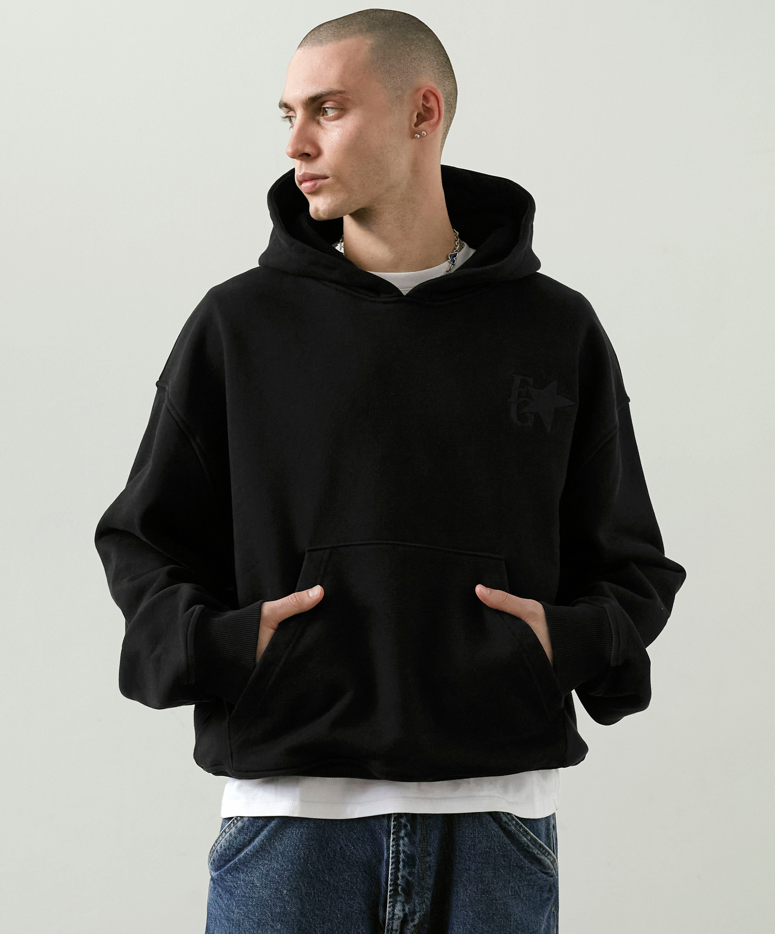 Star Hoodie Black