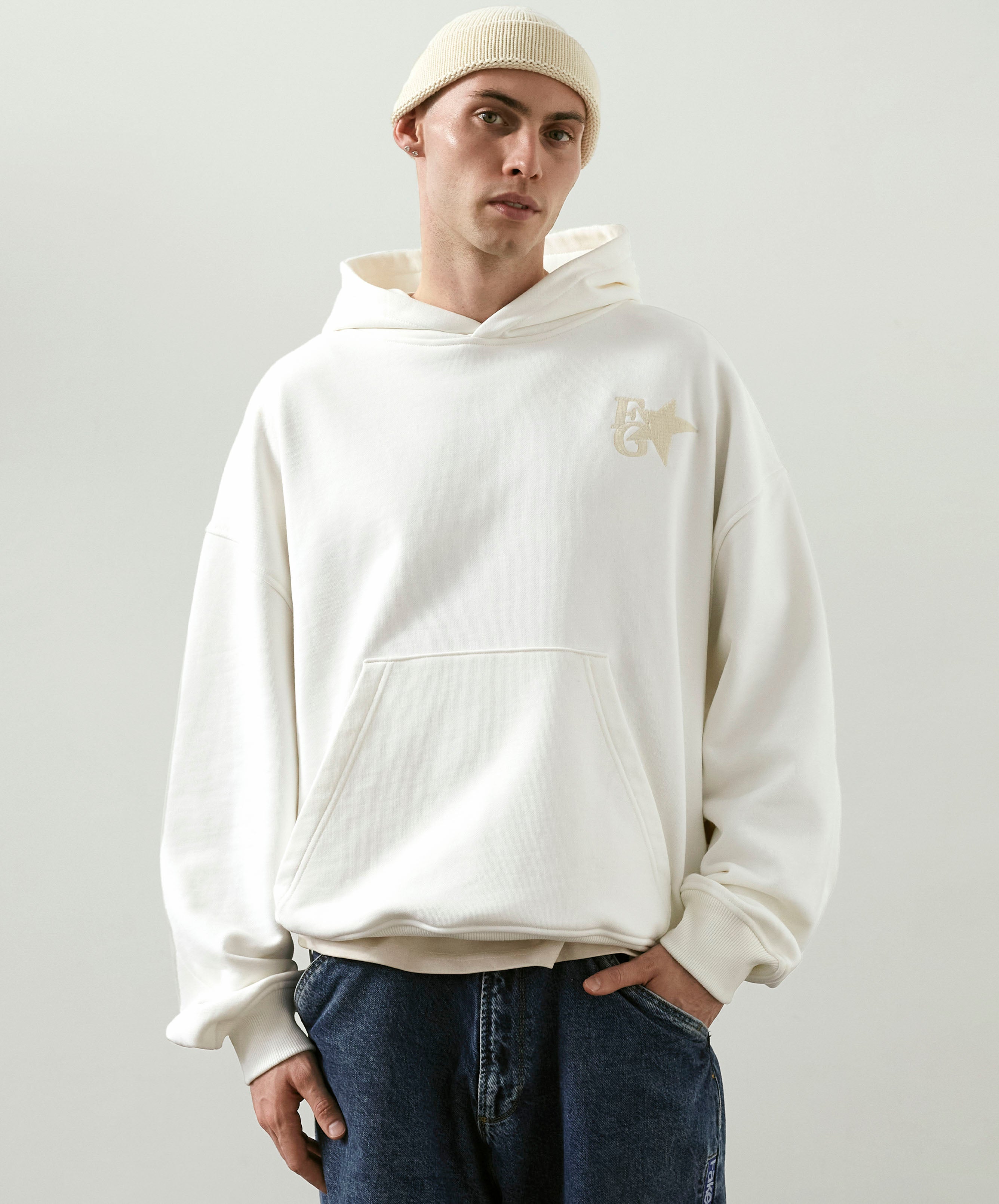 Star Hoodie Cream