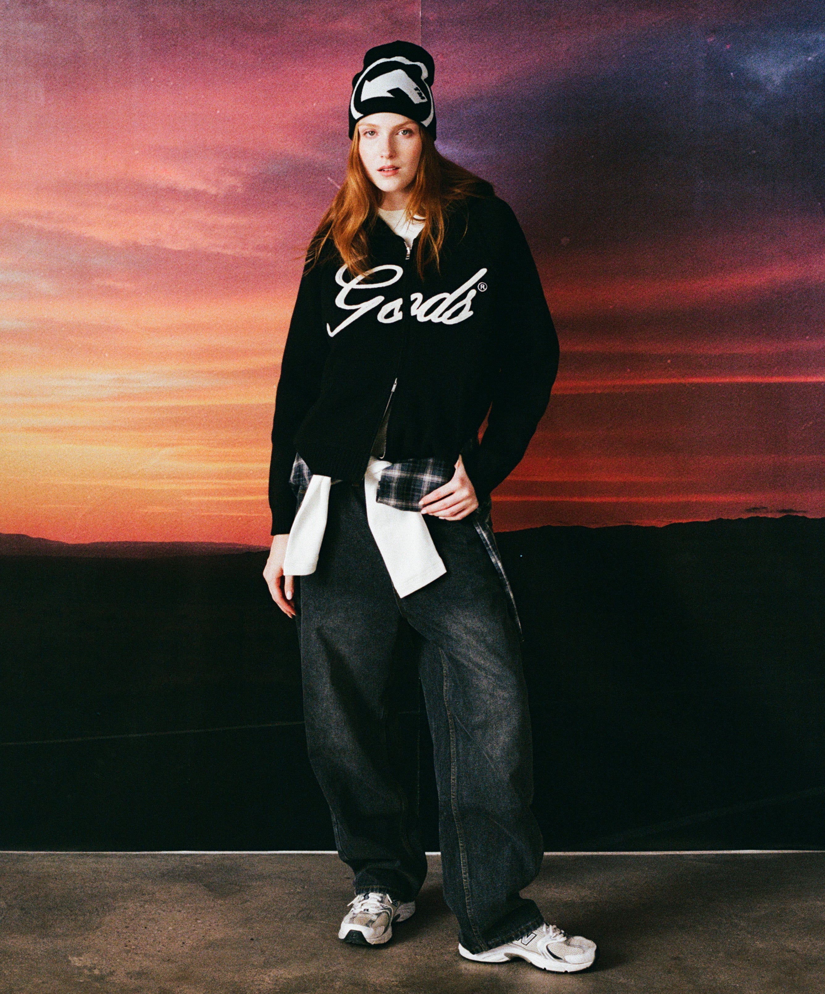 Gods Knitted Zipper Black