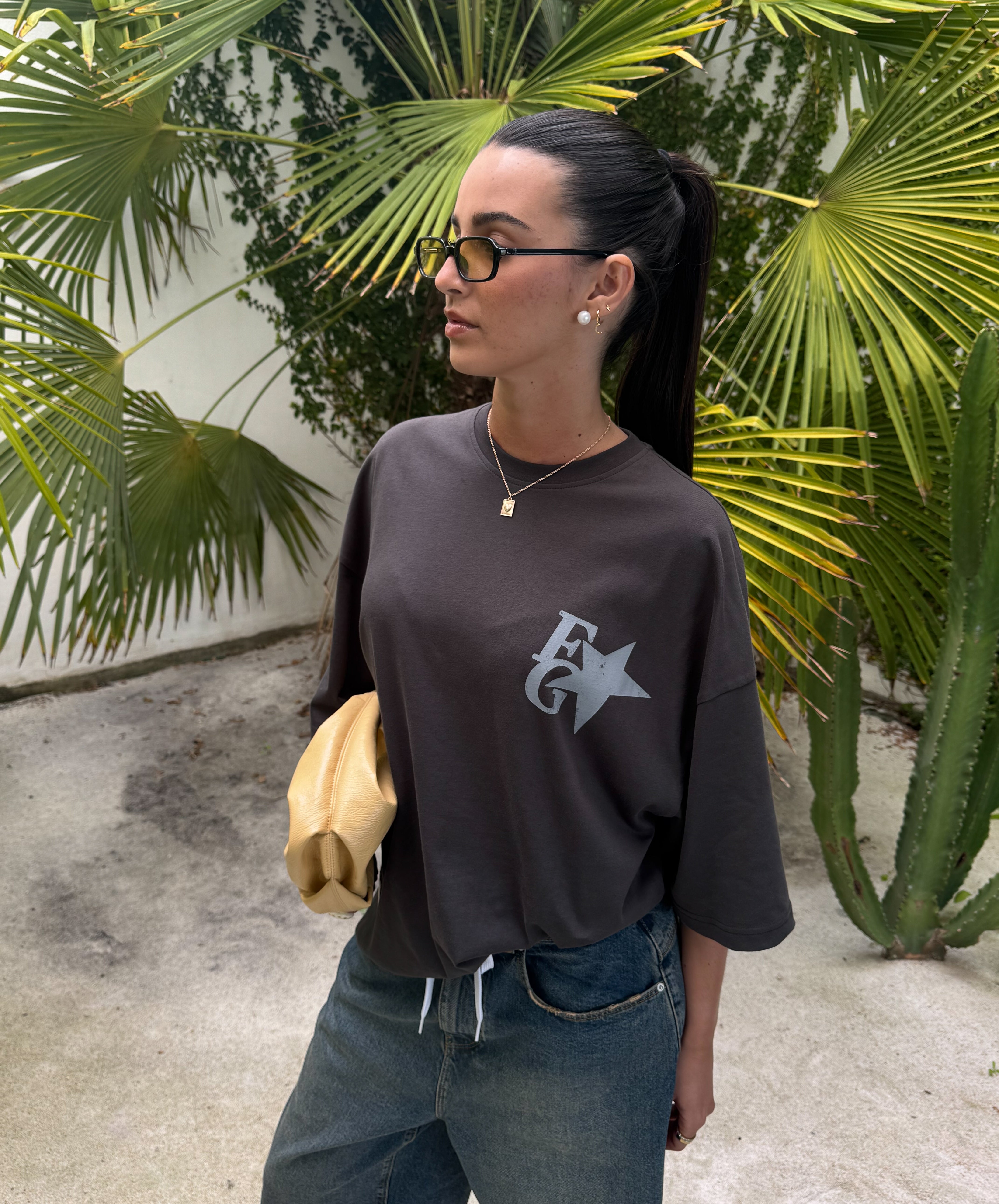 Star Boxy Tee Dark Grey