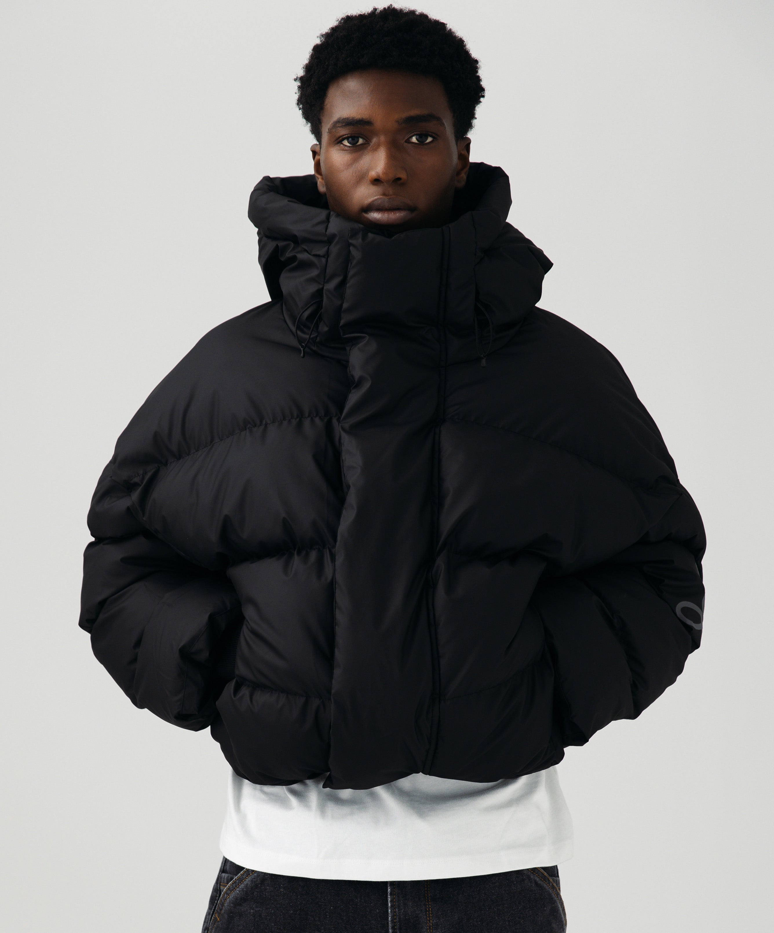Gods Puffer Black