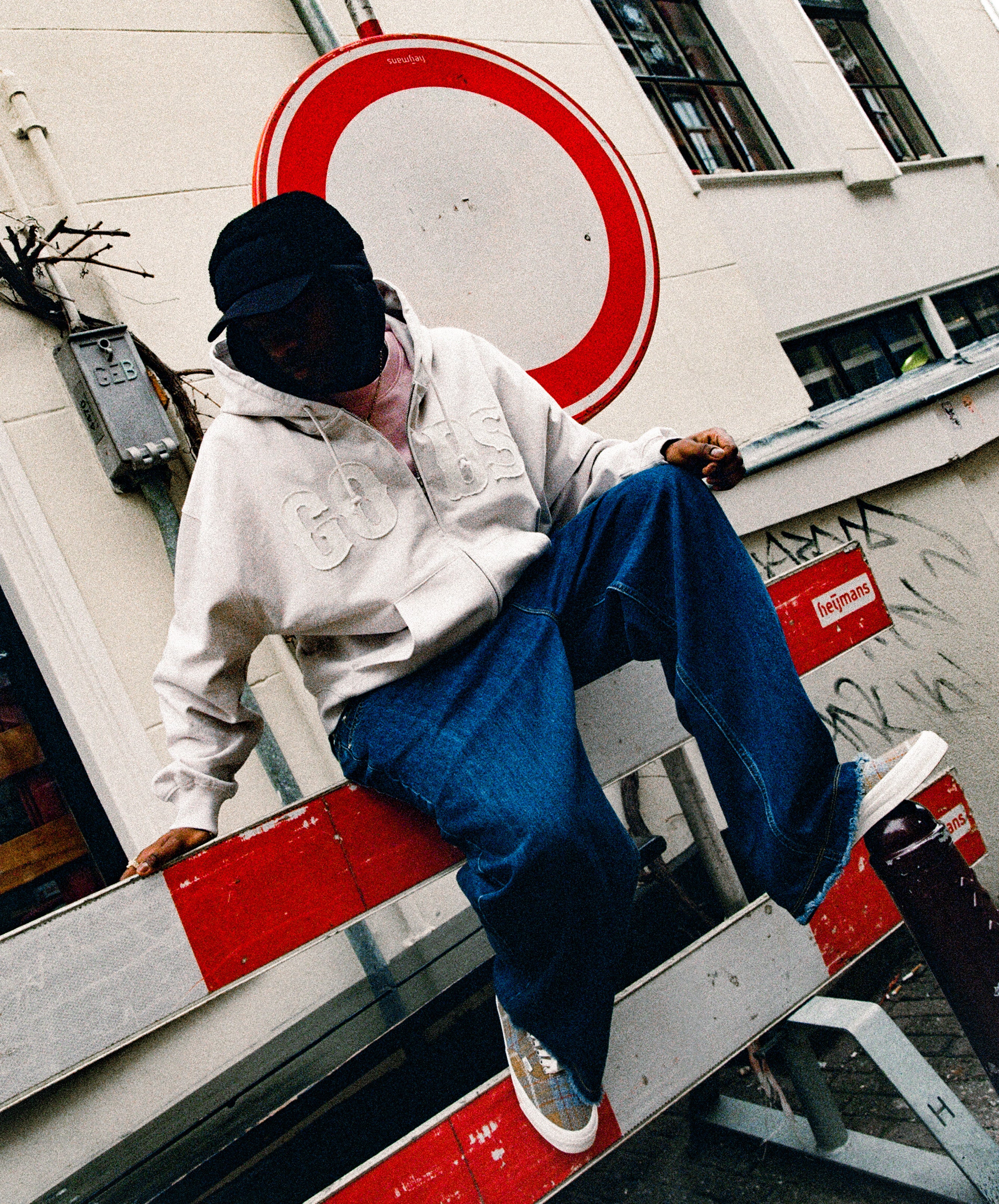 Gods Zipper Light Grey