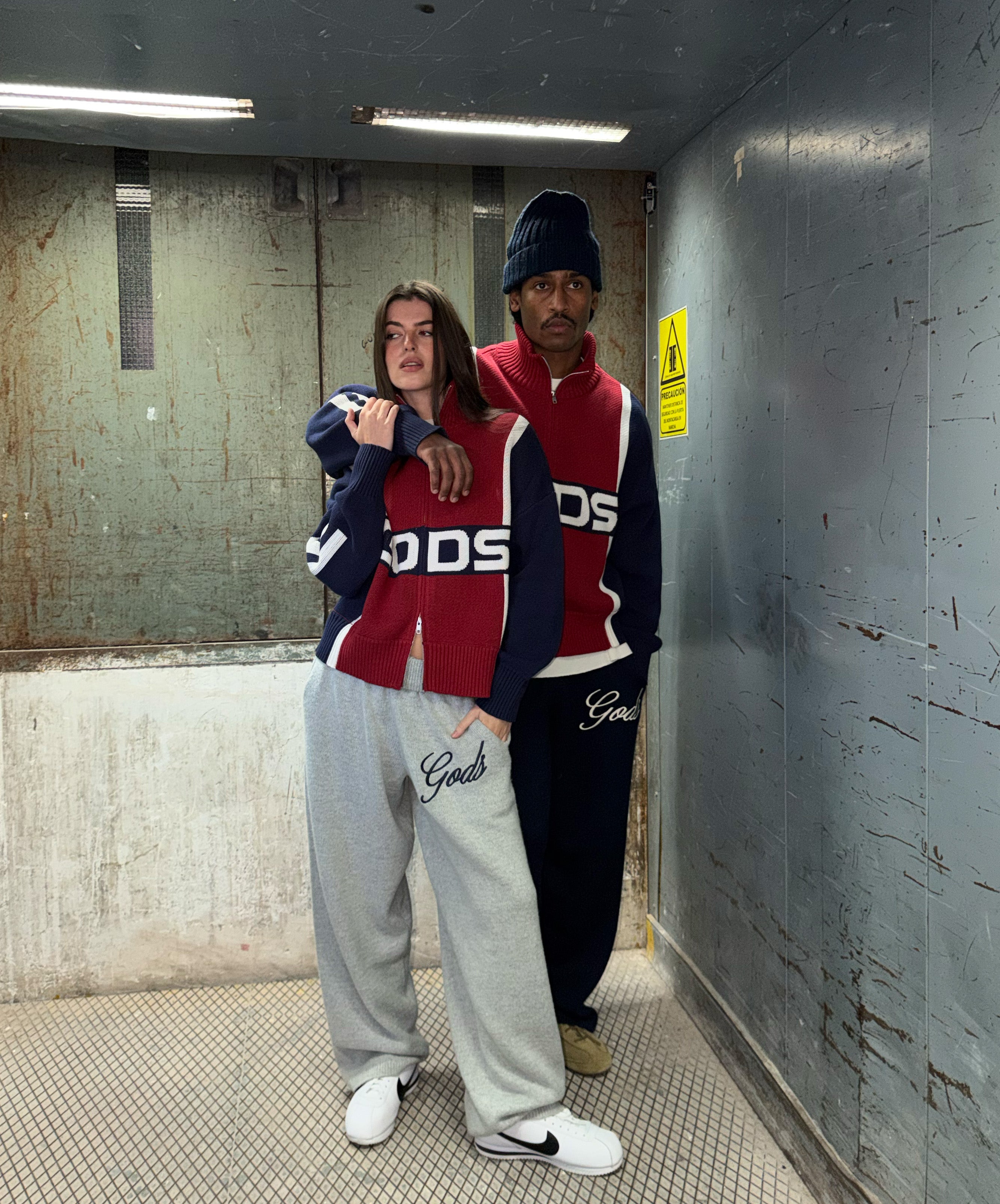 Alpine Rally Knitted Zipper Red-Navy