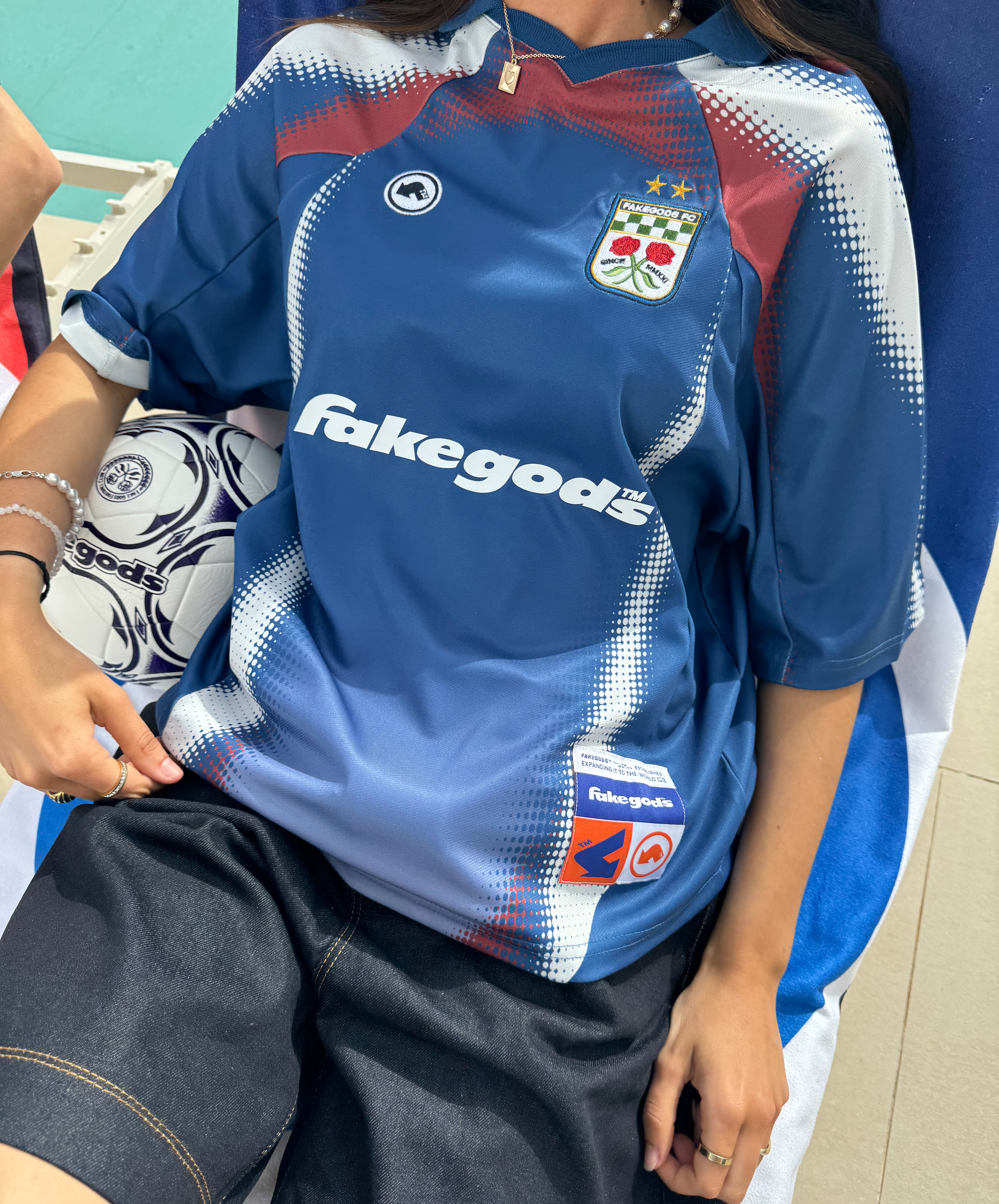 Bleuteque Tee