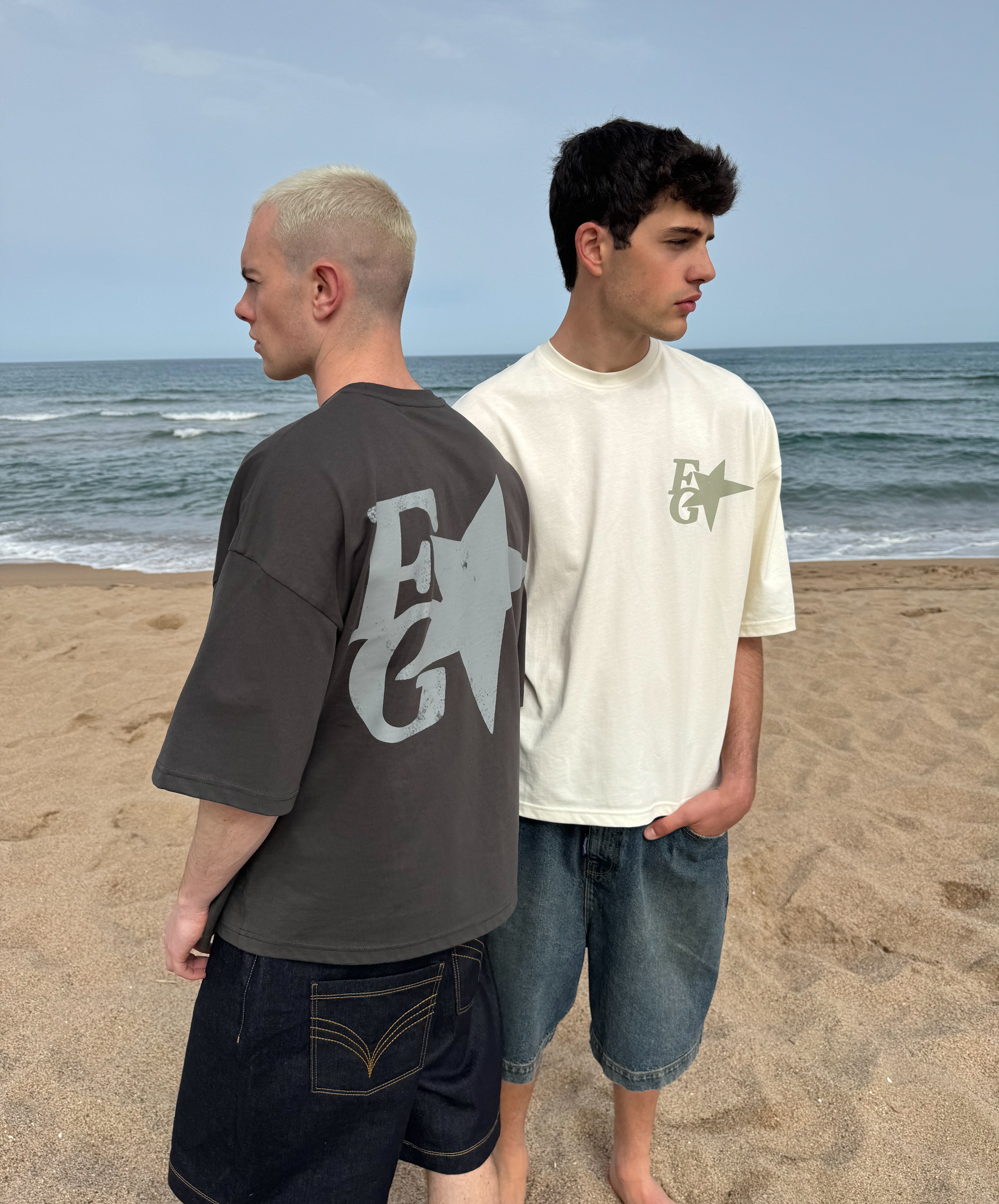Star Boxy Tee Cream