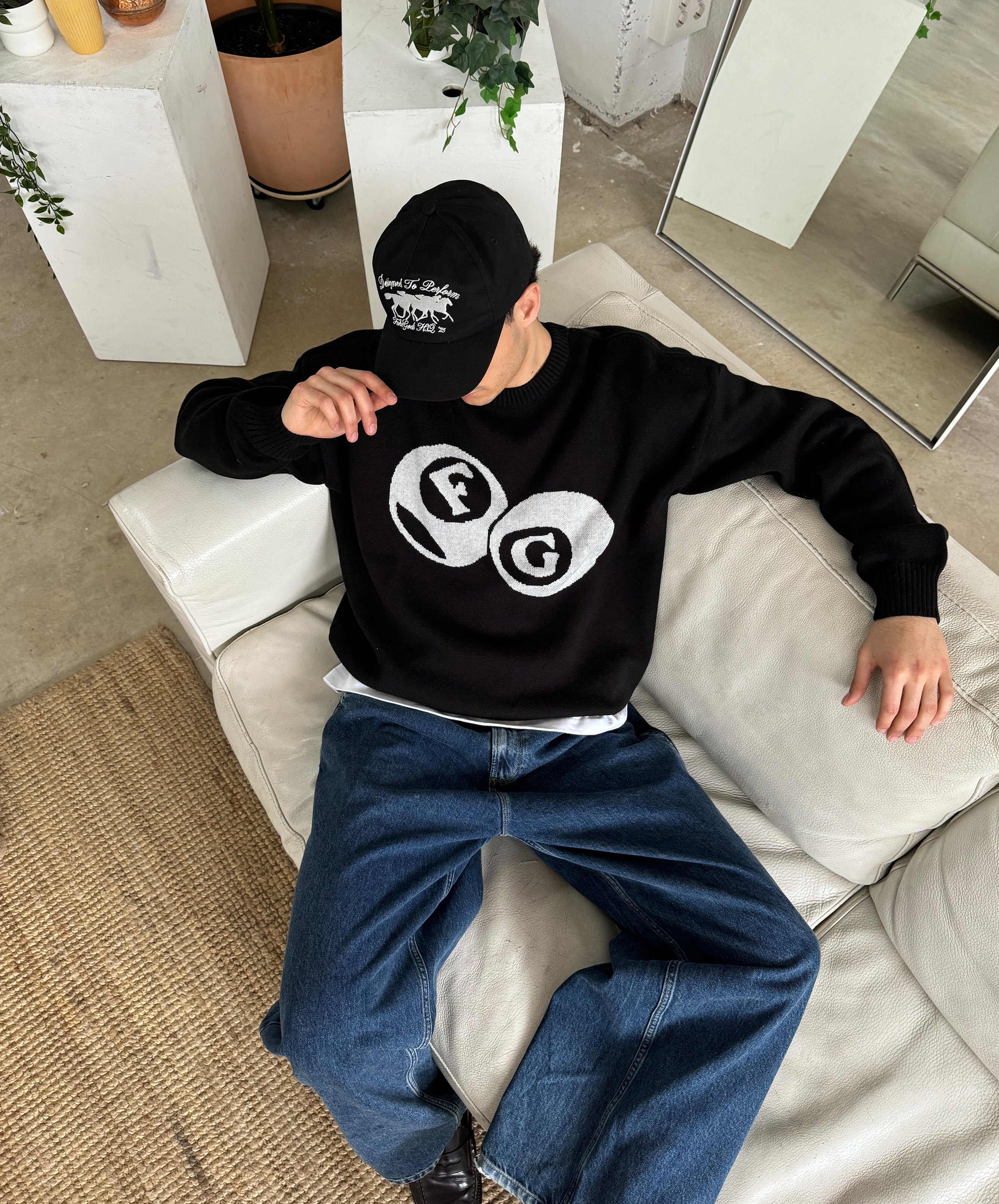 Billiard Knitted Sweater Black