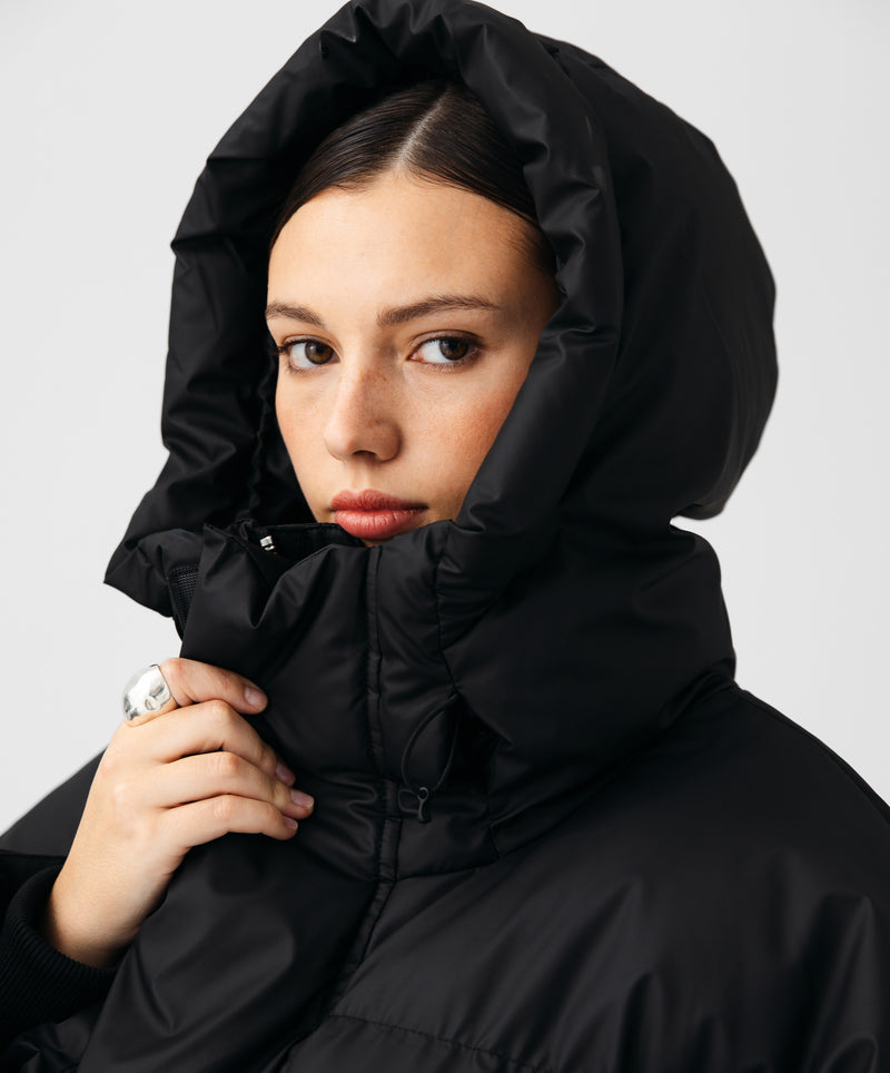Gods Puffer Black