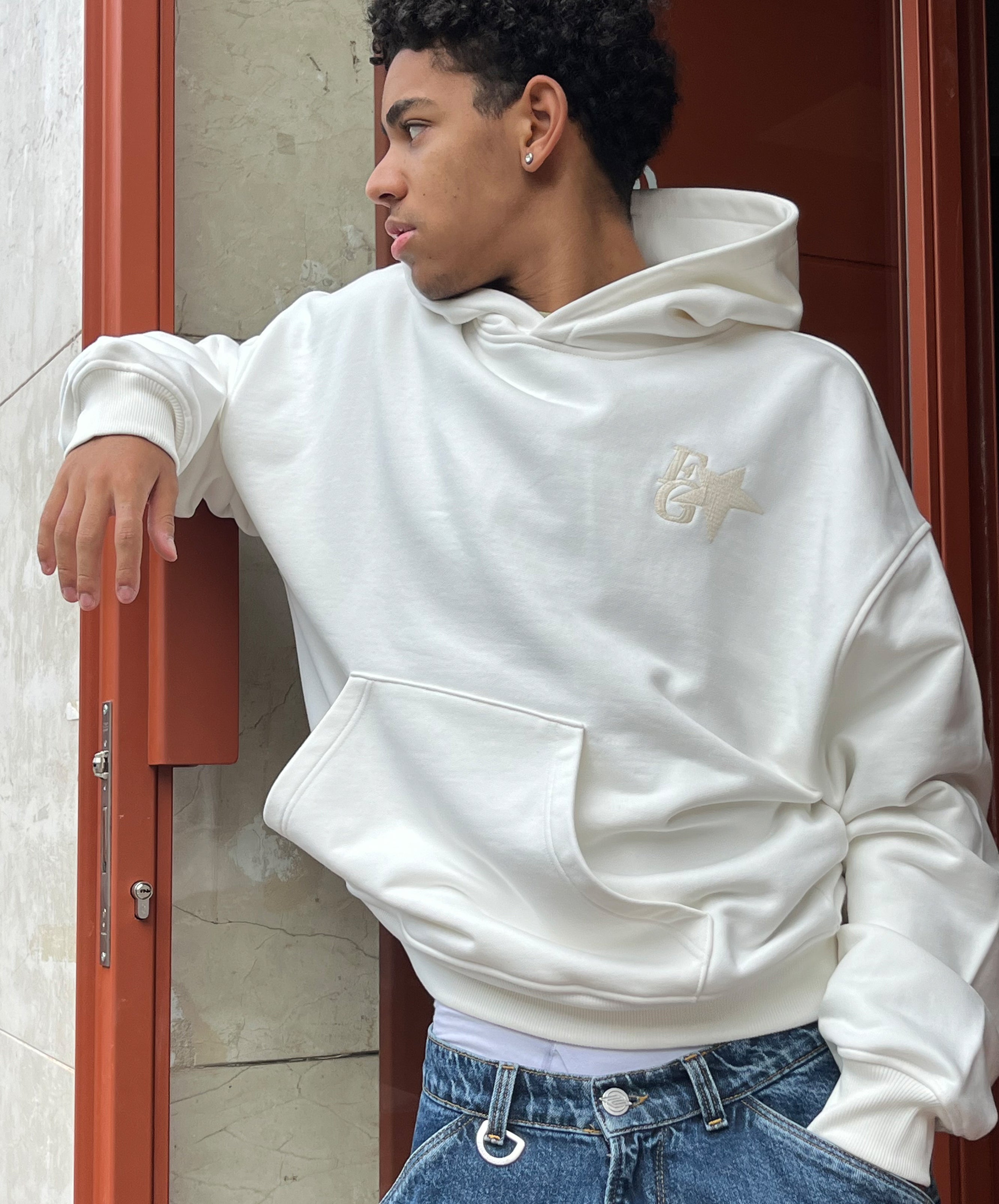 Star Hoodie Cream